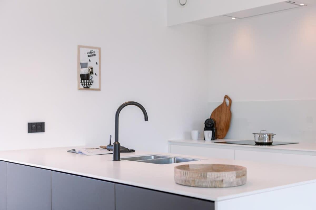 New, Luxurious And Modern Apartment With Private Parking Coxyde Extérieur photo
