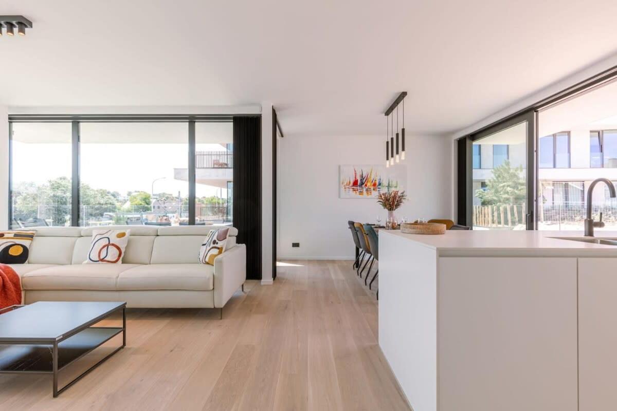 New, Luxurious And Modern Apartment With Private Parking Coxyde Extérieur photo